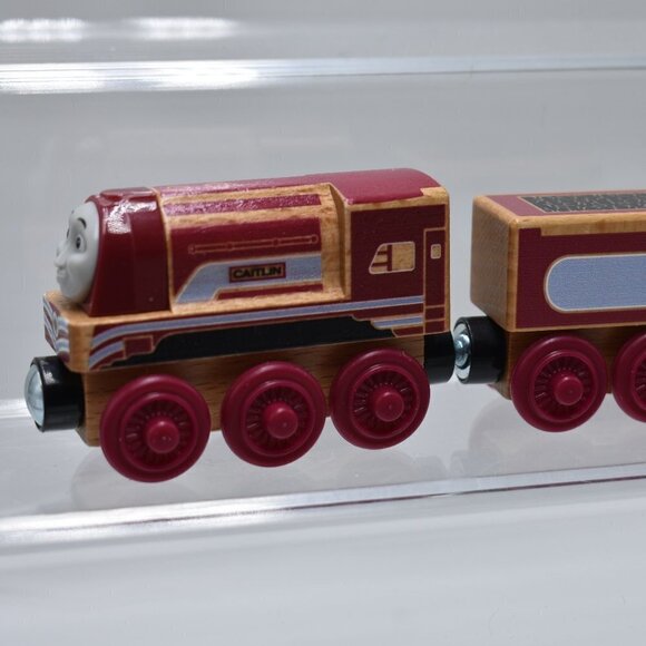 2012 Thomas the Train Caitlin and Tender Tank Engine Wooden Railway Real Wood - Picture 1 of 8